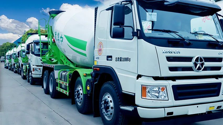 行家客戶一年內(nèi)入手幾十臺(tái)凌宇車 這次又看中“凌云”組合！